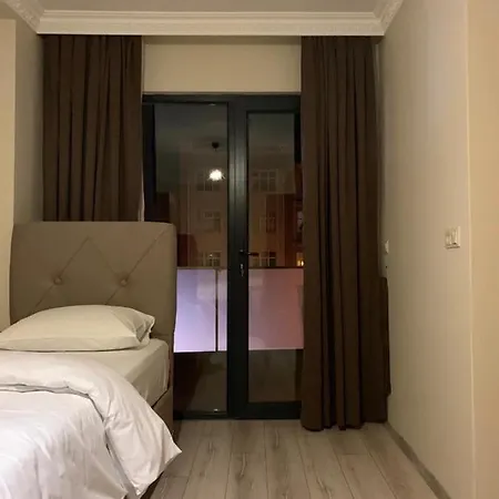 Cay Family Only Aparthotel *